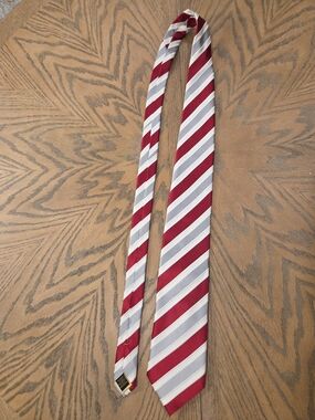 Donald J. Trump Signature Collection Red & Silver Striped 100% Silk Tie